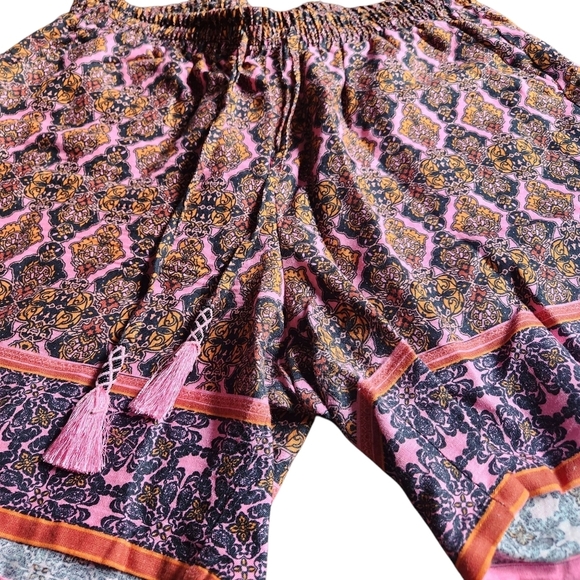 Roamans Plus 18W Linen Blend Pink Orange Geometric Boho Chic Pull-on Shorts - Picture 3 of 8